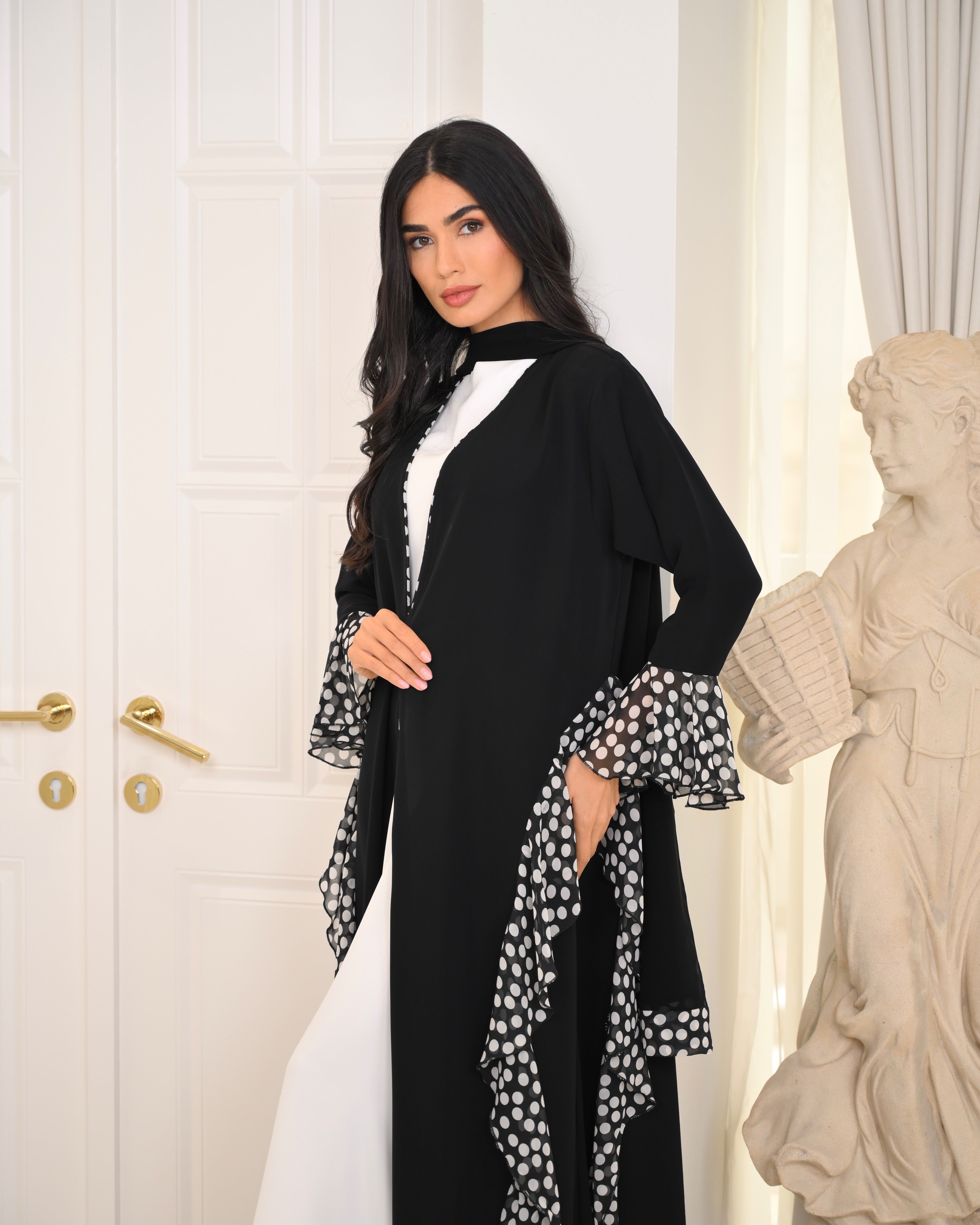 Polka Black