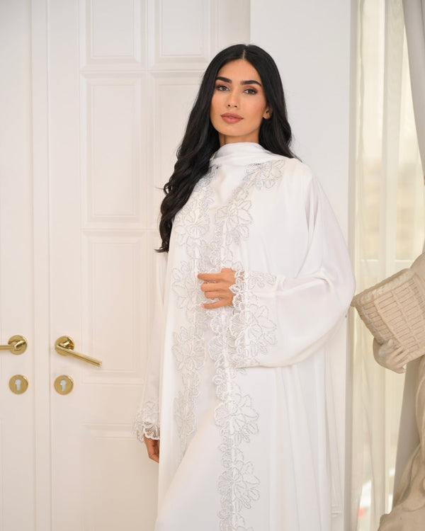 Charm White - Thaya