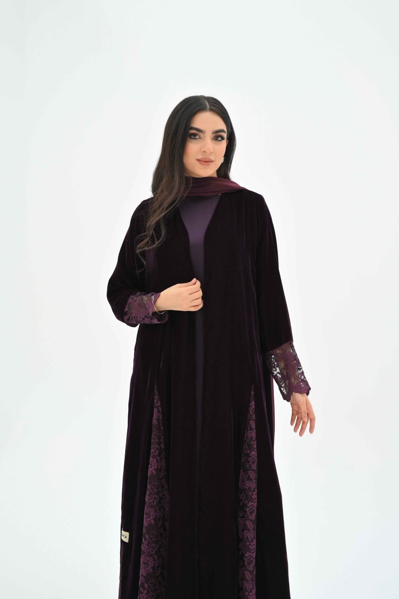 Velvet Princess Burgundy - Thaya